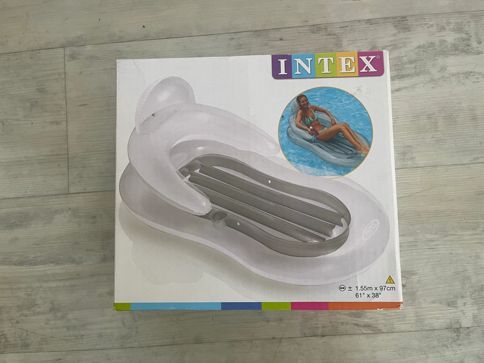 Bouée fauteuil gonflable INTEX